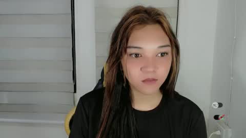 Shanti xhey online show from February 5, 2025, 6:13 am