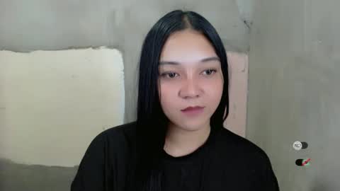 Shanti xhey online show from September 23, 2025, 7:17 pm