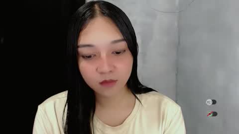 Shanti xhey online show from November 3, 2025, 11:00 am