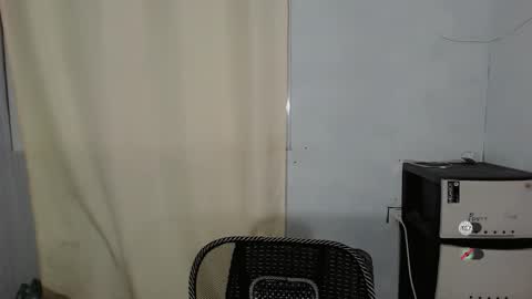 Shanti xhey online show from December 23, 2025, 5:27 am