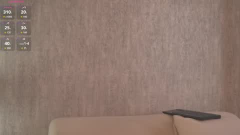 Snapshot of alisa_roldan chatting on April 20, 2026, 12:52 pm online show from April 20, 2026, 12:52 pm