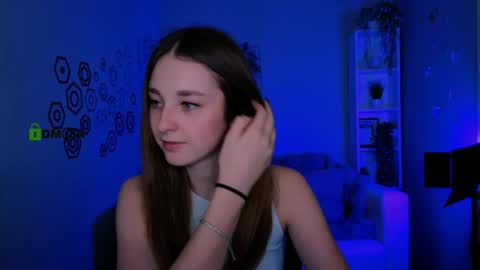 Alisa online show from March 29, 2026, 7:14 pm