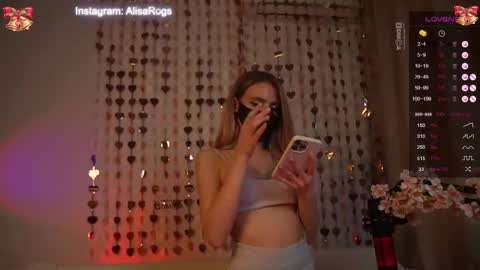 Alisarogs online show from February 9, 2025, 11:25 pm