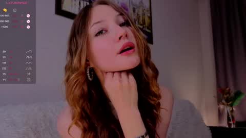Alisa online show from June 6, 2026, 7:29 pm