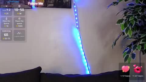 Alisa online show from December 18, 2024, 8:42 am