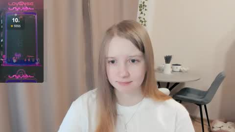 Alya online show from October 12, 2025, 6:01 am