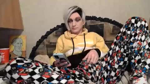 Alisha online show from December 14, 2025, 8:30 am