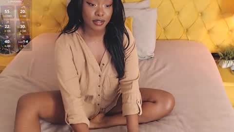 Luna online show from March 10, 2026, 8:14 pm