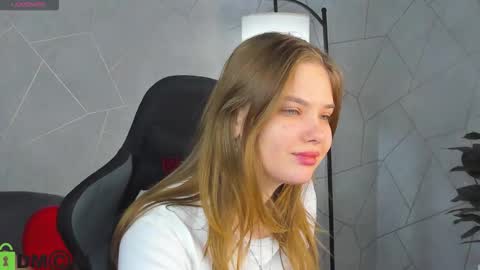 Alisia online show from February 24, 2026, 1:47 am