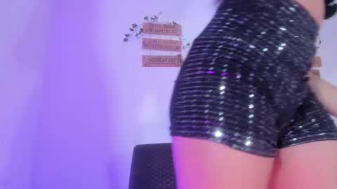 Alisia online show from November 19, 2025, 6:13 am