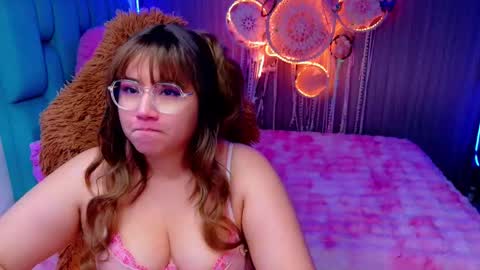 Alison online show from November 11, 2025, 5:02 pm