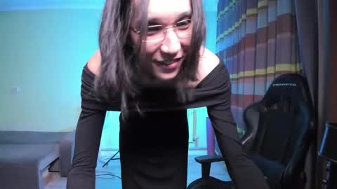 Snapshot of alison_marlowe chatting on February 15, 2026, 7:43 pm Alison online show from February 15, 2026, 7:43 pm