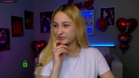 Snapshot of alison_purr chatting on February 25, 2026, 10:36 am alison_purr online show from February 25, 2026, 10:36 am