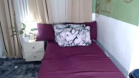 hotty online show from January 24, 2025, 11:59 am