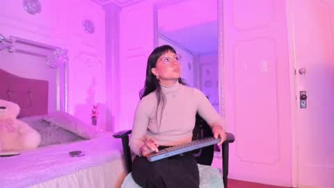 Alison Fishert online show from February 25, 2025, 12:03 pm