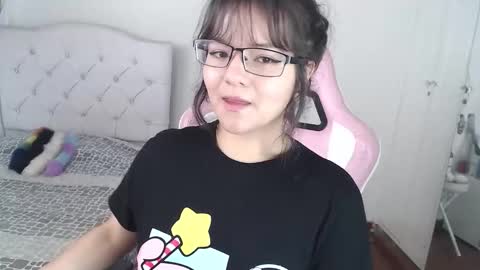 alissa_morrison online show from April 7, 2026, 2:50 pm