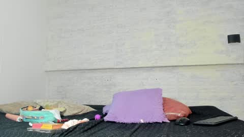 alissadoll_ online show from December 27, 2024, 9:06 am