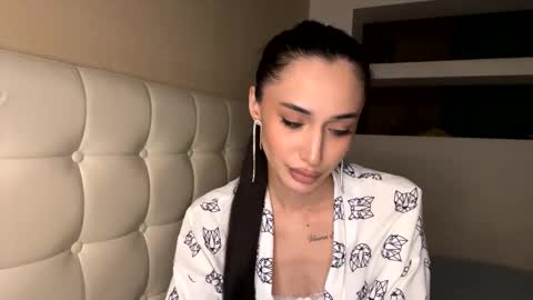 Alissa online show from March 6, 2025, 8:05 pm