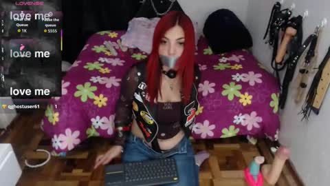 Alissia online show from March 3, 2026, 9:42 pm