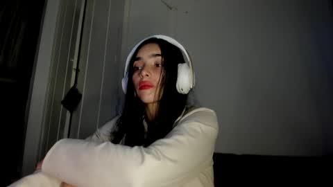 Alisson369  online show from April 2, 2026, 9:07 am