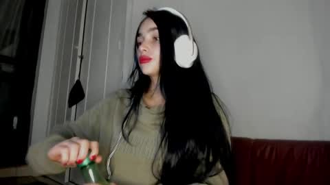 Alisson369  online show from April 9, 2026, 8:31 am