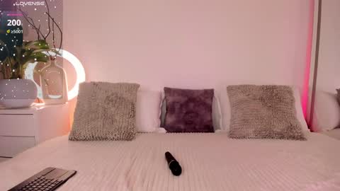 alisson_81 online show from January 21, 2025, 7:04 am