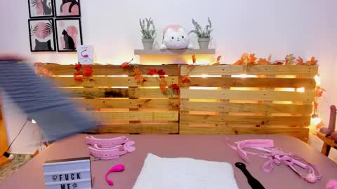 Snapshot of alisson_boobs chatting on February 23, 2025, 10:06 am Alisson  online show from February 23, 2025, 10:06 am