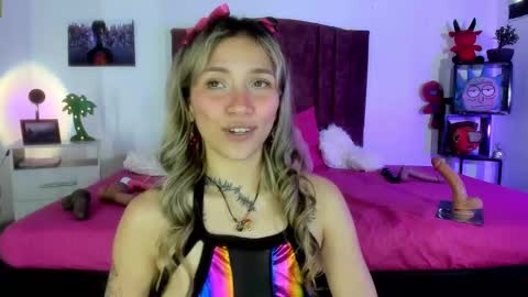 Alisson IG alisson zafiro27 online show from January 20, 2025, 3:28 pm