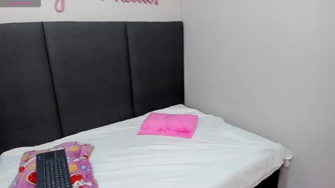 alissonmartin online show from February 11, 2025, 3:18 pm