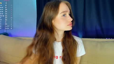 Alivia online show from May 1, 2026, 8:08 am
