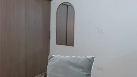 alix online show from December 15, 2025, 2:54 pm