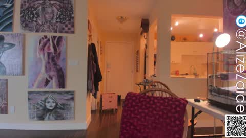 Alize Zaide online show from February 8, 2025, 11:24 pm