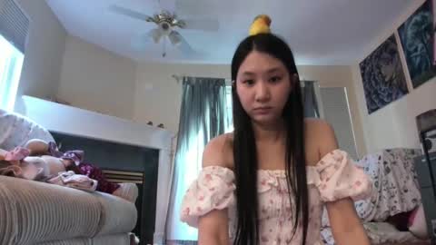 Alize Zaide online show from September 16, 2025, 6:42 pm