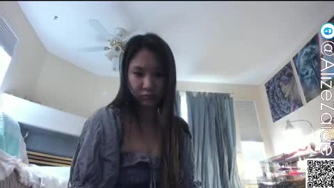 Alize Zaide online show from May 15, 2026, 8:38 pm