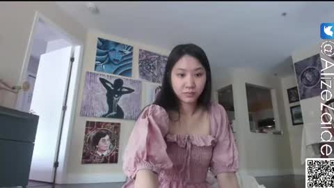 Alize Zaide online show from June 9, 2026, 7:47 pm