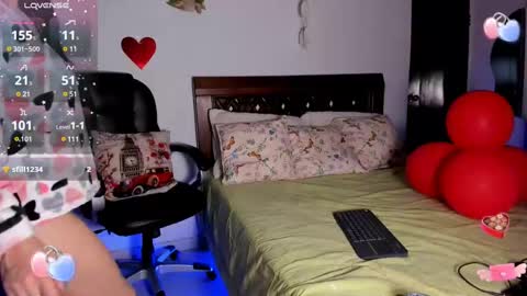 Andrea..... online show from February 17, 2025, 11:53 pm