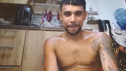 Snapshot of allanbarreto chatting on December 18, 2025, 4:51 am Allan online show from December 18, 2025, 4:51 am