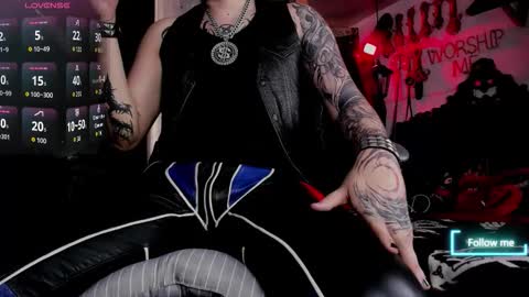   online show from September 10, 2025, 5:46 pm