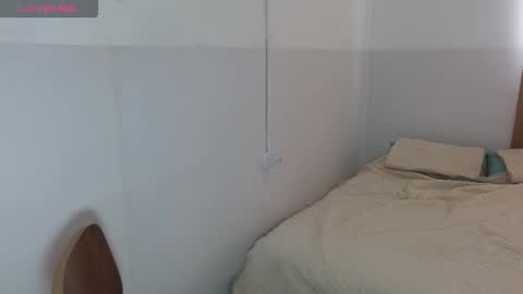 Ale online show from September 9, 2025, 6:40 pm