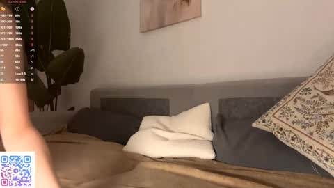 Anna online show from April 11, 2026, 6:34 pm