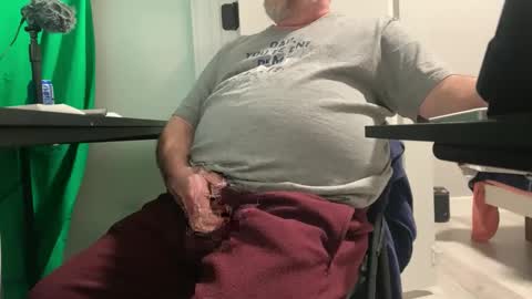 Allergictolove online show from January 7, 2025, 12:13 am