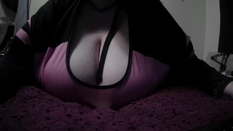 Snapshot of alli_kat78 chatting on January 8, 2026, 8:49 am Alli Kat online show from January 8, 2026, 8:49 am