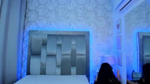 AlliceWinter online show from November 5, 2025, 12:27 pm