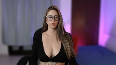 Snapshot of allieemod chatting on February 9, 2025, 3:53 am allieemod online show from February 9, 2025, 3:53 am