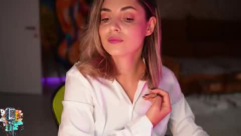 Allie online show from October 6, 2025, 9:51 am