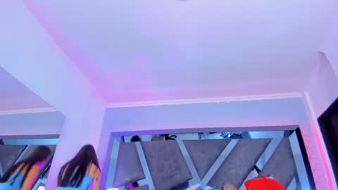    online show from January 25, 2025, 10:40 am