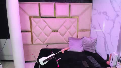 Snapshot of allison_69ts chatting on March 14, 2026, 2:17 am allison_69ts online show from March 14, 2026, 2:17 am