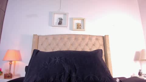 allisson online show from October 6, 2025, 12:02 pm