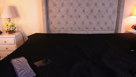 Snapshot of allisson_m chatting on June 8, 2026, 12:05 pm allisson online show from June 8, 2026, 12:05 pm