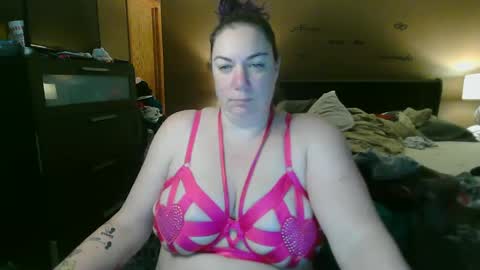 Snapshot of allnaturaltigbitties chatting on January 22, 2025, 4:13 am Tig Bitty online show from January 22, 2025, 4:13 am
